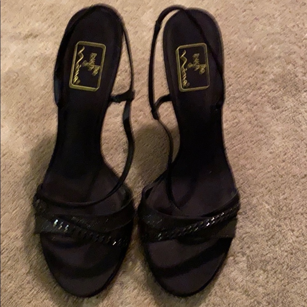 THE TOUCH OF NINA BLACK SHIMMERING HEEL T1